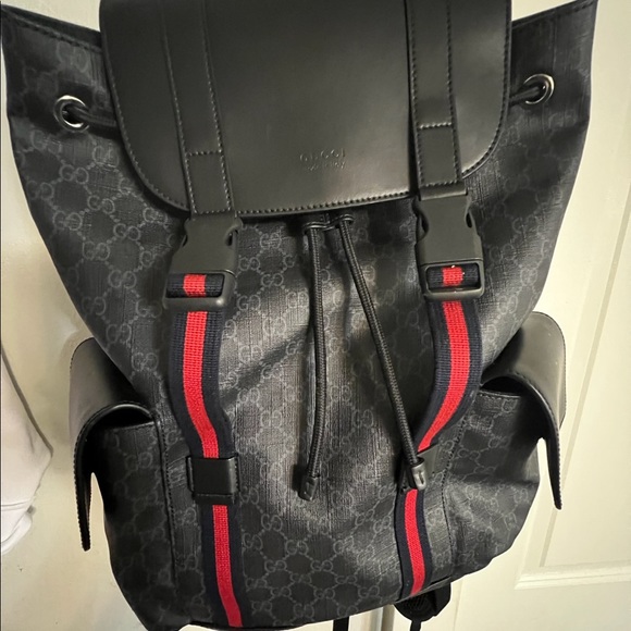 Excellent Pre Owned Gucci GG Supreme Backpack Canvas Leather Black - Picture 2 of 5
